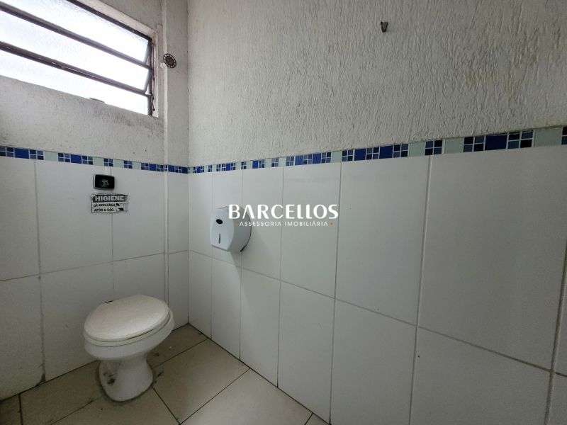 Sobrado Comercial com 1 quarto, 6 banheiros e 800m² à venda no bairro Independencia, Porto Alegre