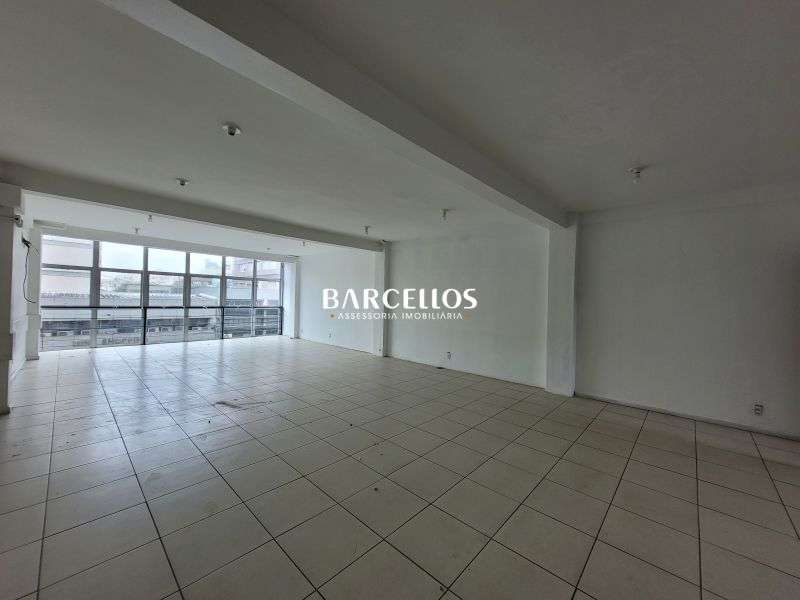 Sobrado Comercial com 1 quarto, 6 banheiros e 800m² à venda no bairro Independencia, Porto Alegre
