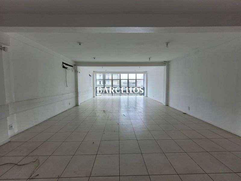 Sobrado Comercial com 1 quarto, 6 banheiros e 800m² à venda no bairro Independencia, Porto Alegre