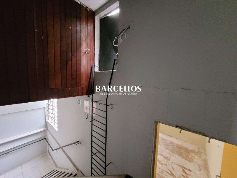 Sobrado Comercial com 1 quarto, 6 banheiros e 800m² à venda no bairro Independencia, Porto Alegre