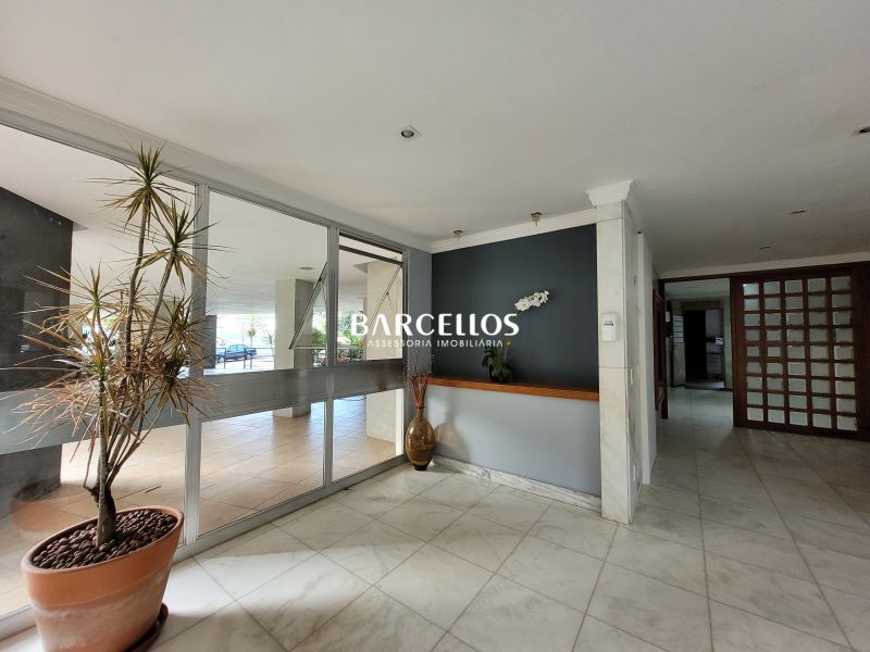 Apto com 2 quartos, 2 banheiros e 80m² à venda no bairro Mont Serrat, Porto Alegre