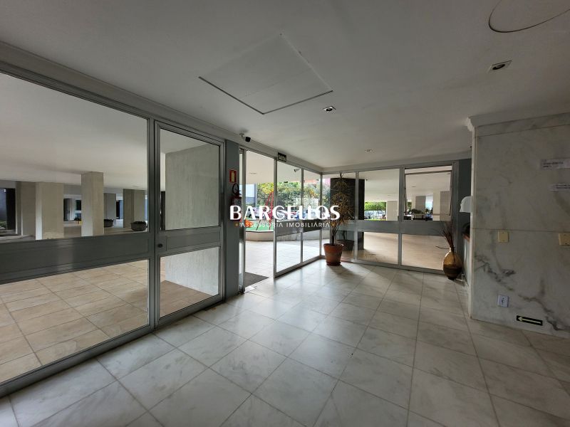 Apto com 2 quartos, 2 banheiros e 80m² à venda no bairro Mont Serrat, Porto Alegre