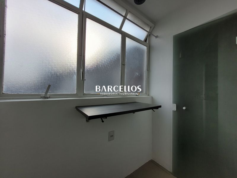 Apto com 2 quartos, 2 banheiros e 80m² à venda no bairro Mont Serrat, Porto Alegre