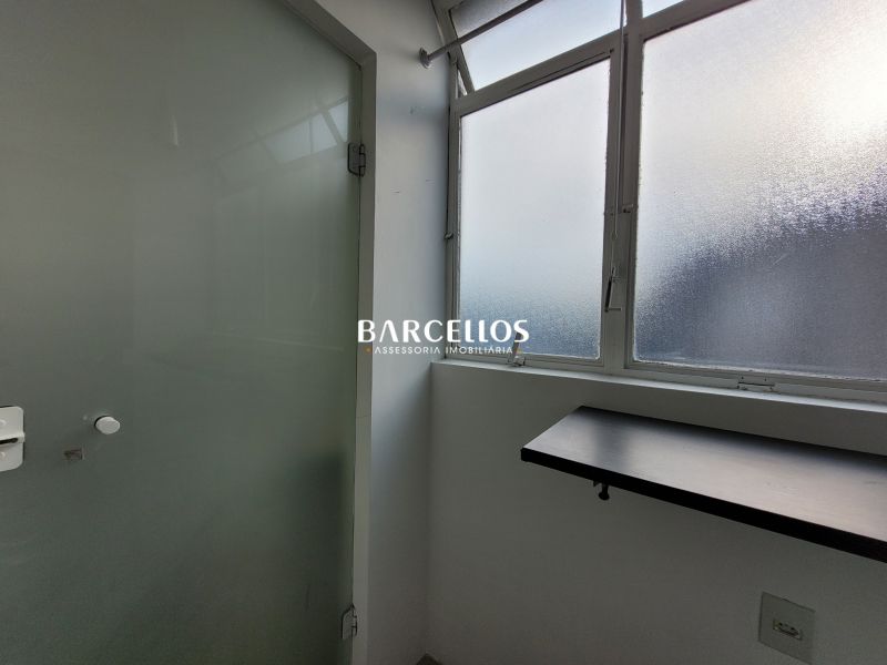 Apto com 2 quartos, 2 banheiros e 80m² à venda no bairro Mont Serrat, Porto Alegre