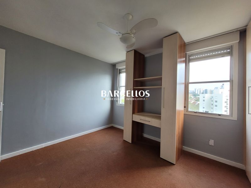 Apto com 2 quartos, 2 banheiros e 80m² à venda no bairro Mont Serrat, Porto Alegre