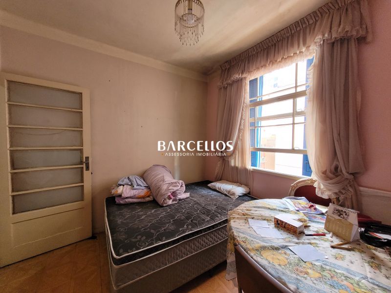 Apto com 3 quartos, 2 banheiros e 98m² à venda no bairro Centro, Porto Alegre