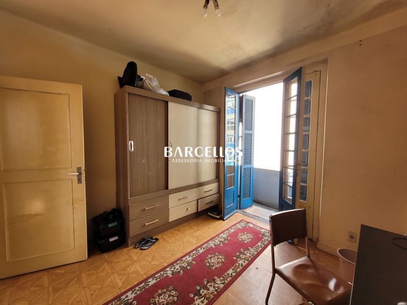 Apto com 3 quartos, 2 banheiros e 98m² à venda no bairro Centro, Porto Alegre
