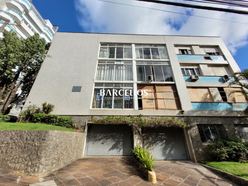 Apto com 3 quartos, 3 banheiros e 141m² à venda no bairro Floresta, Porto Alegre
