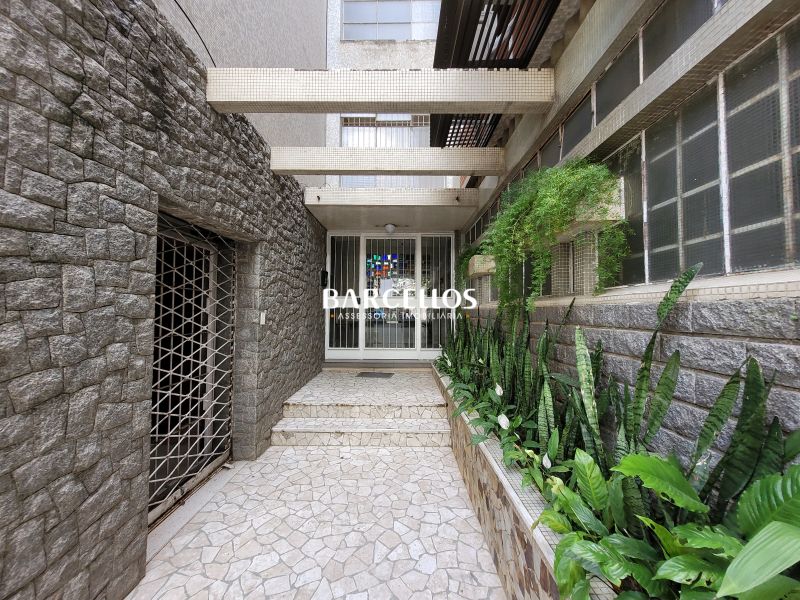 Apto com 3 quartos, 3 banheiros e 141m² à venda no bairro Floresta, Porto Alegre