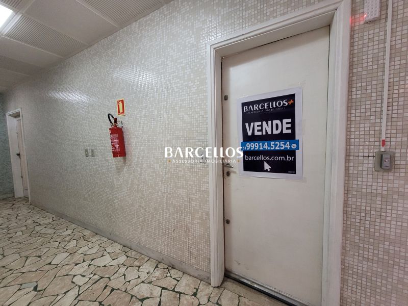 Apto com 3 quartos, 3 banheiros e 141m² à venda no bairro Floresta, Porto Alegre