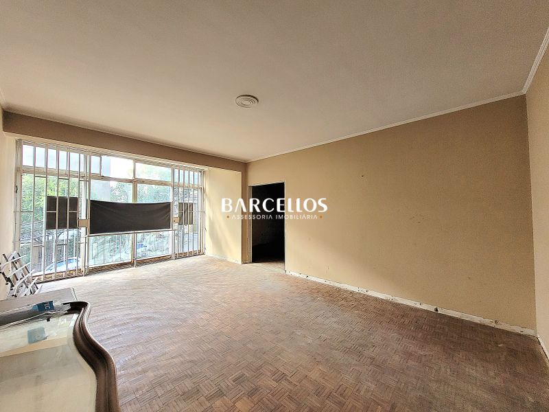 Apto com 3 quartos, 3 banheiros e 141m² à venda no bairro Floresta, Porto Alegre