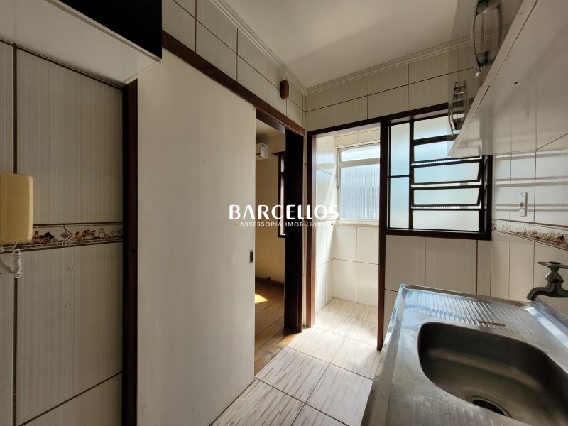 Apto com 1 quarto, 1 banheiro e 27m² à venda no bairro Sarandi, Porto Alegre