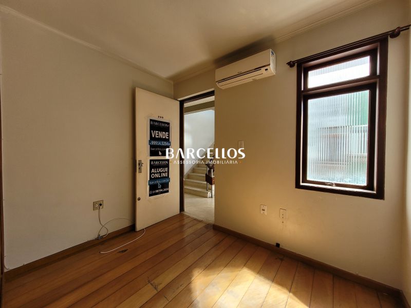 Apto com 1 quarto, 1 banheiro e 27m² à venda no bairro Sarandi, Porto Alegre