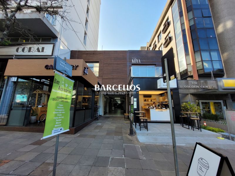 Loja com 1 quarto, 2 banheiros e 55m² à venda no bairro Independencia, Porto Alegre