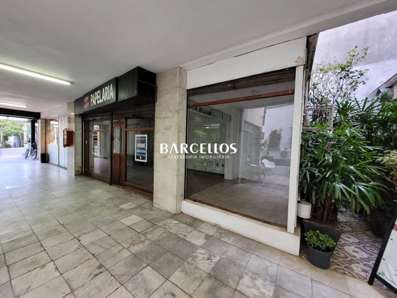 Loja com 1 quarto, 2 banheiros e 55m² à venda no bairro Independencia, Porto Alegre