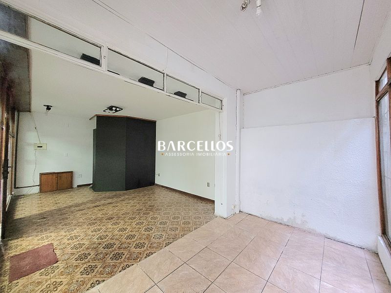 Loja com 1 quarto, 2 banheiros e 55m² à venda no bairro Independencia, Porto Alegre