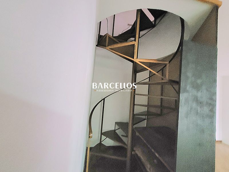 Loja com 1 quarto, 2 banheiros e 55m² à venda no bairro Independencia, Porto Alegre