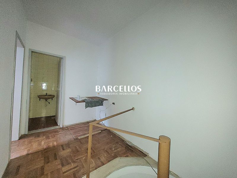 Loja com 1 quarto, 2 banheiros e 55m² à venda no bairro Independencia, Porto Alegre