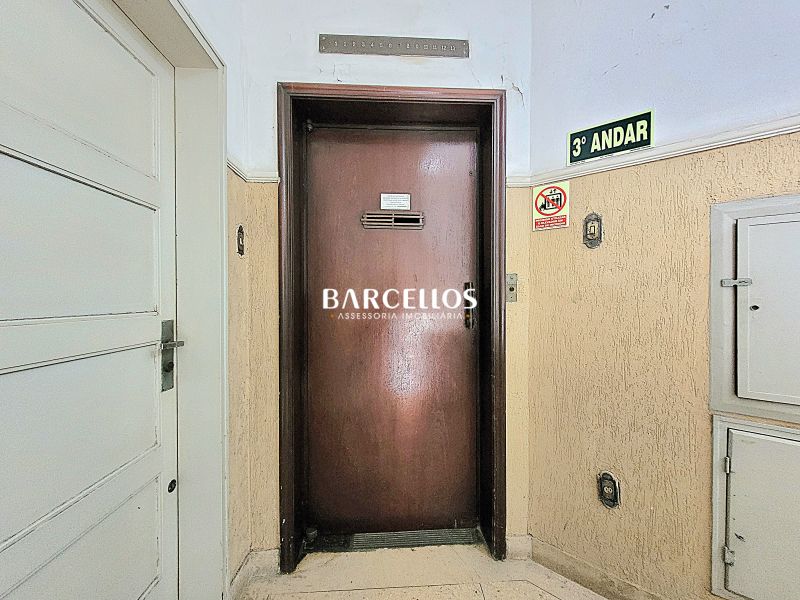 Apto com 3 quartos, 3 banheiros e 220m² à venda no bairro Centro, Porto Alegre