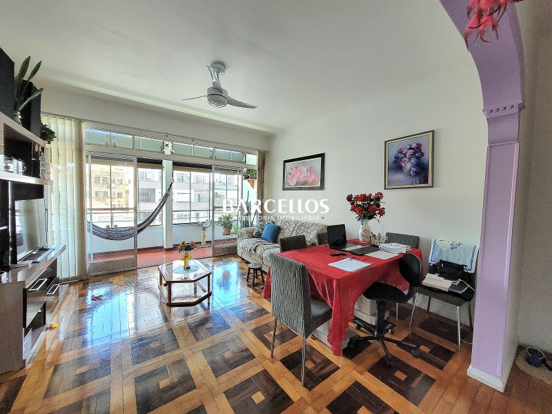 Apto com 3 quartos, 2 banheiros e 88m² à venda no bairro Centro, Porto Alegre