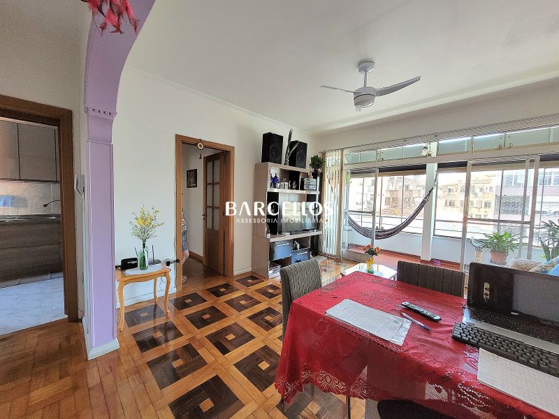 Apto com 3 quartos, 2 banheiros e 88m² à venda no bairro Centro, Porto Alegre