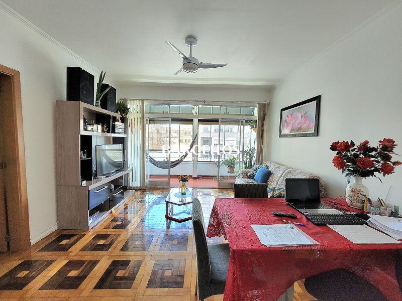 Apto com 3 quartos, 2 banheiros e 88m² à venda no bairro Centro, Porto Alegre