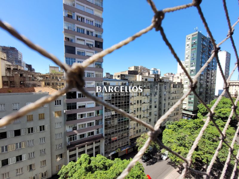 Apto com 3 quartos, 2 banheiros e 88m² à venda no bairro Centro, Porto Alegre