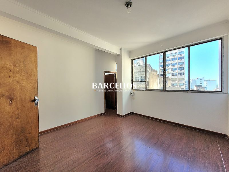 Sala com 1 banheiro e 54m² à venda no bairro Centro, Porto Alegre