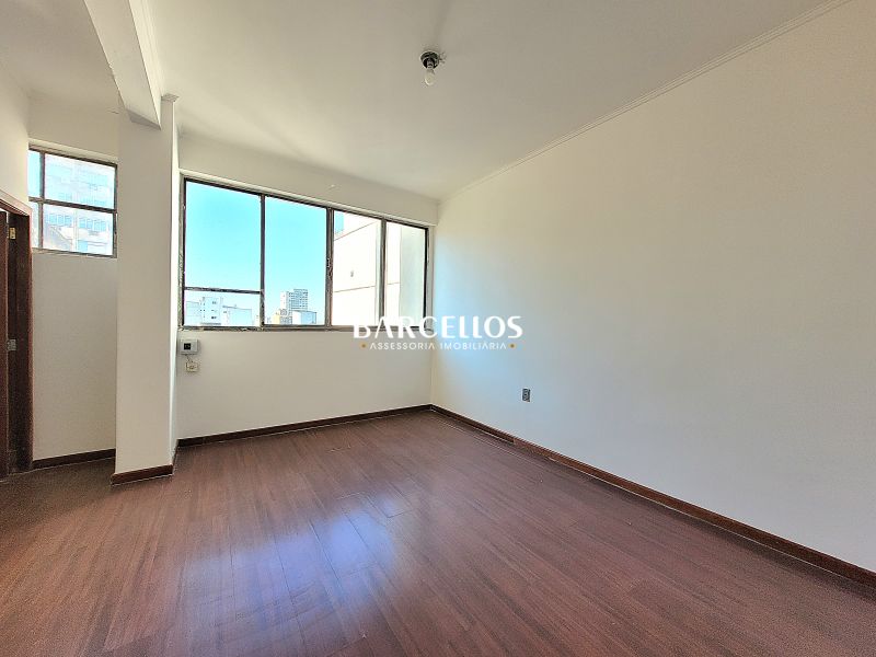 Sala com 1 banheiro e 54m² à venda no bairro Centro, Porto Alegre