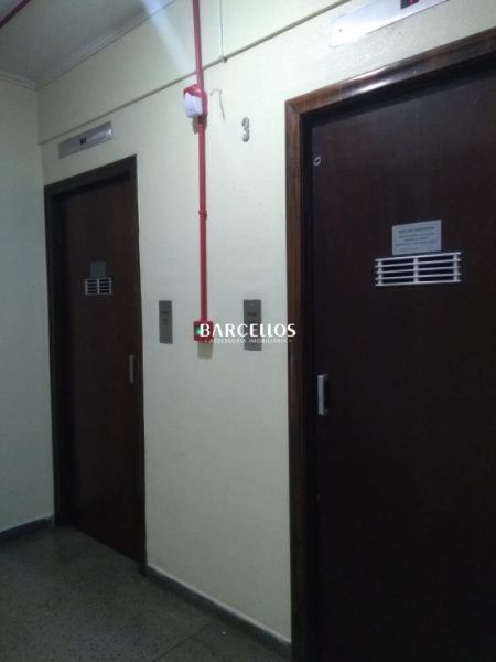 Apto com 2 quartos, 1 banheiro e 54m² à venda no bairro Centro, Porto Alegre