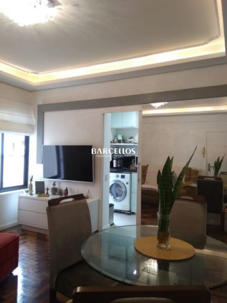 Apto com 2 quartos, 1 banheiro e 54m² à venda no bairro Centro, Porto Alegre