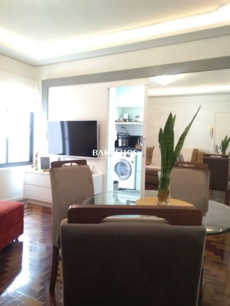 Apto com 2 quartos, 1 banheiro e 54m² à venda no bairro Centro, Porto Alegre