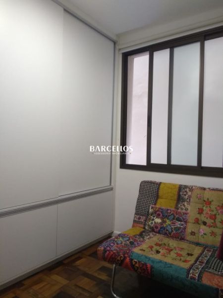 Apto com 2 quartos, 1 banheiro e 54m² à venda no bairro Centro, Porto Alegre
