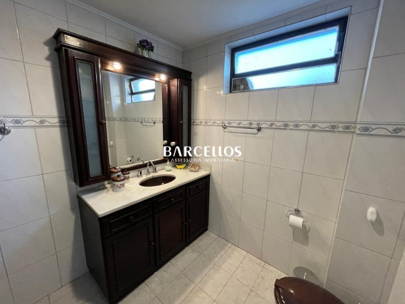 Apto com 3 quartos, 2 banheiros e 122m² à venda no bairro Sao Joao, Porto Alegre