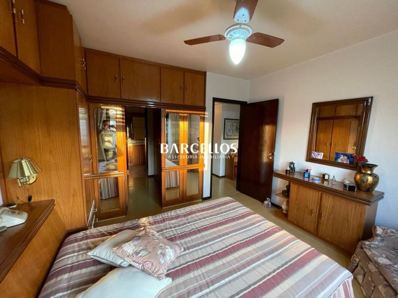 Apto com 3 quartos, 2 banheiros e 122m² à venda no bairro Sao Joao, Porto Alegre