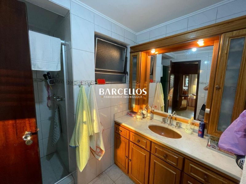Apto com 3 quartos, 2 banheiros e 122m² à venda no bairro Sao Joao, Porto Alegre