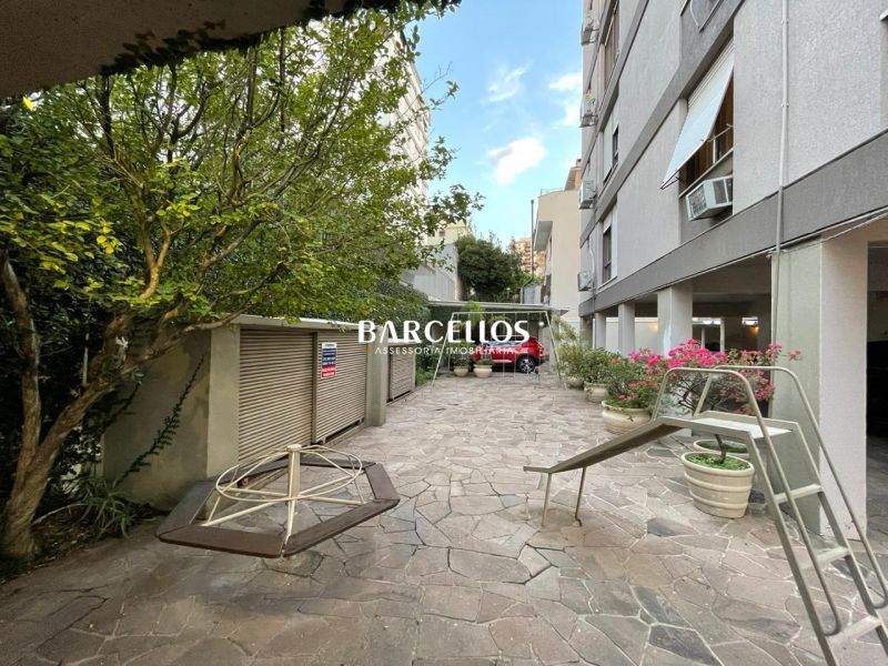 Apto com 3 quartos, 2 banheiros e 122m² à venda no bairro Sao Joao, Porto Alegre