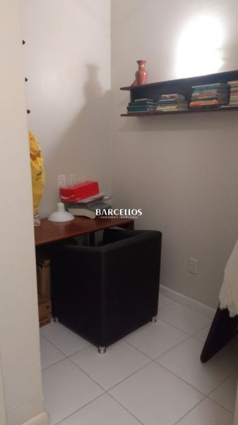 Sala com 2 banheiros e 58m² à venda no bairro Independencia, Porto Alegre