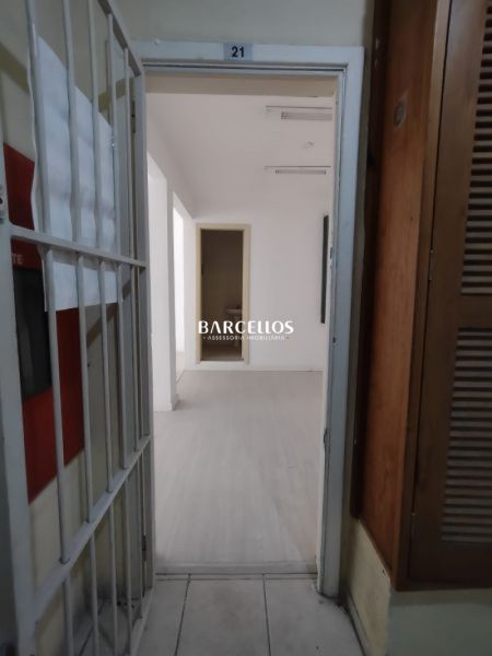 Sala com 1 banheiro e 60m² à venda no bairro Centro, Porto Alegre
