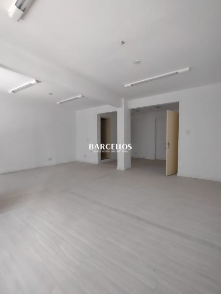 Sala com 1 banheiro e 60m² à venda no bairro Centro, Porto Alegre