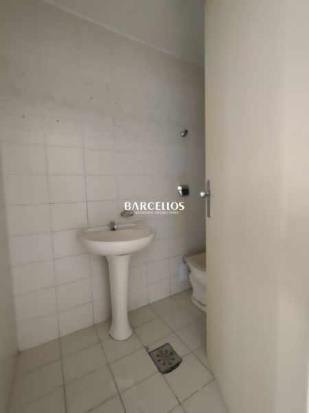 Sala com 1 banheiro e 60m² à venda no bairro Centro, Porto Alegre