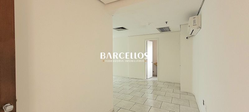 Sala com 2 banheiros e 142m² à venda no bairro Centro, Porto Alegre