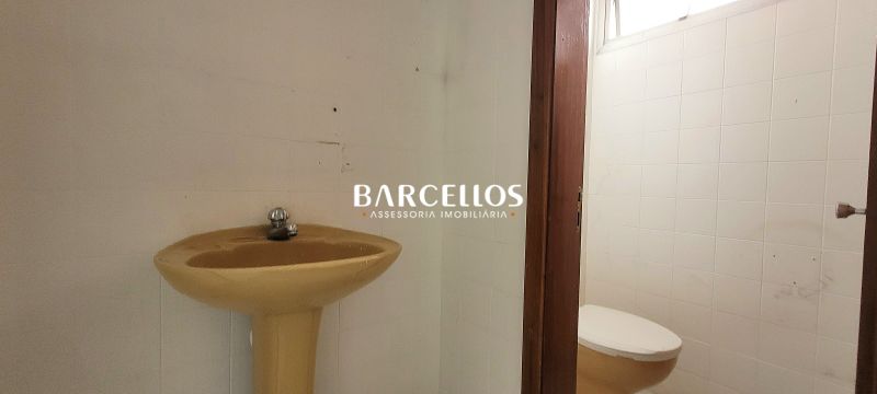 Sala com 2 banheiros e 142m² à venda no bairro Centro, Porto Alegre