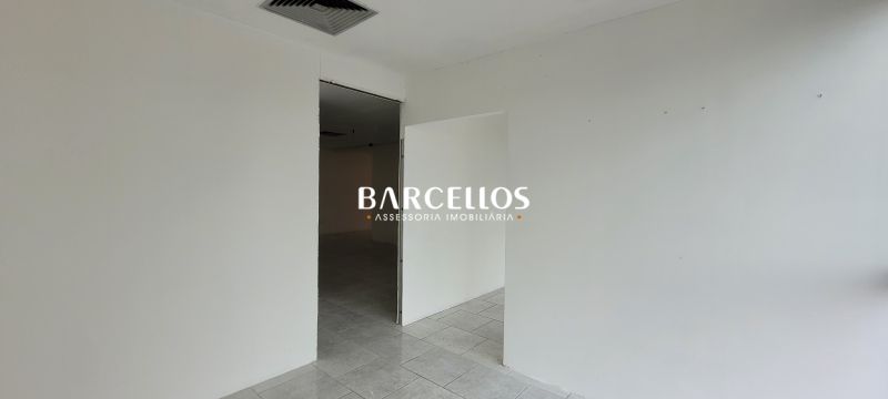 Sala com 2 banheiros e 142m² à venda no bairro Centro, Porto Alegre