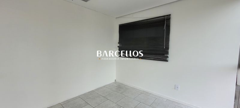Sala com 2 banheiros e 142m² à venda no bairro Centro, Porto Alegre