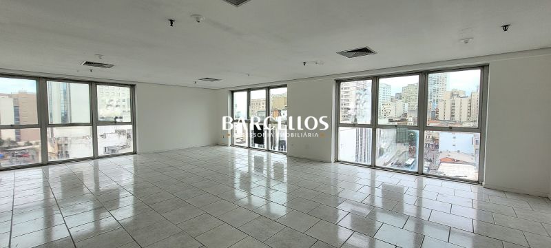 Sala com 2 banheiros e 142m² à venda no bairro Centro, Porto Alegre