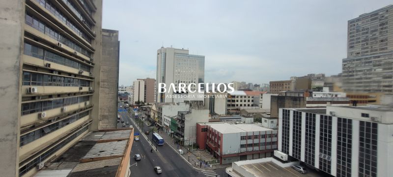 Sala com 2 banheiros e 142m² à venda no bairro Centro, Porto Alegre