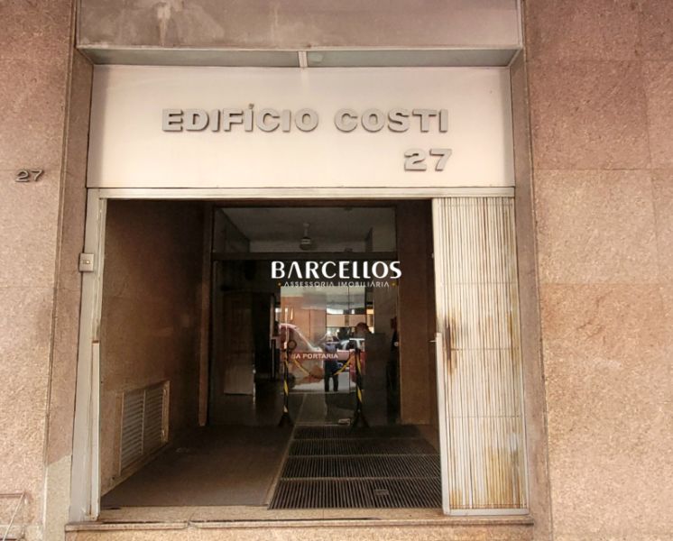 Sala com 1 banheiro e 42m² à venda no bairro Centro, Porto Alegre