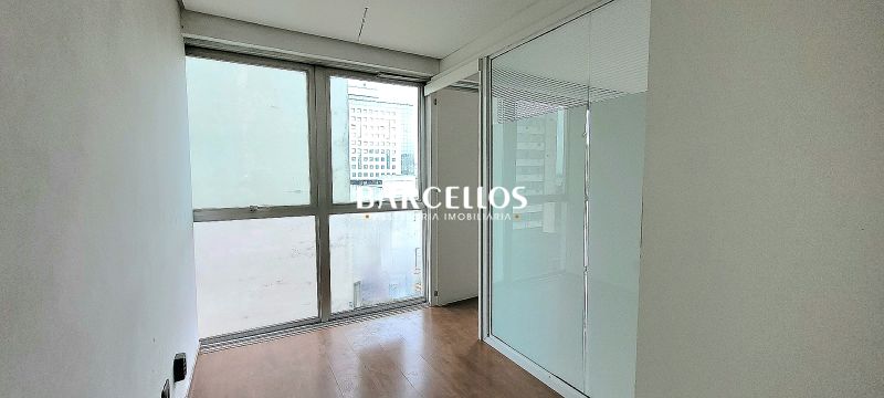 Sala com 1 banheiro e 42m² à venda no bairro Centro, Porto Alegre