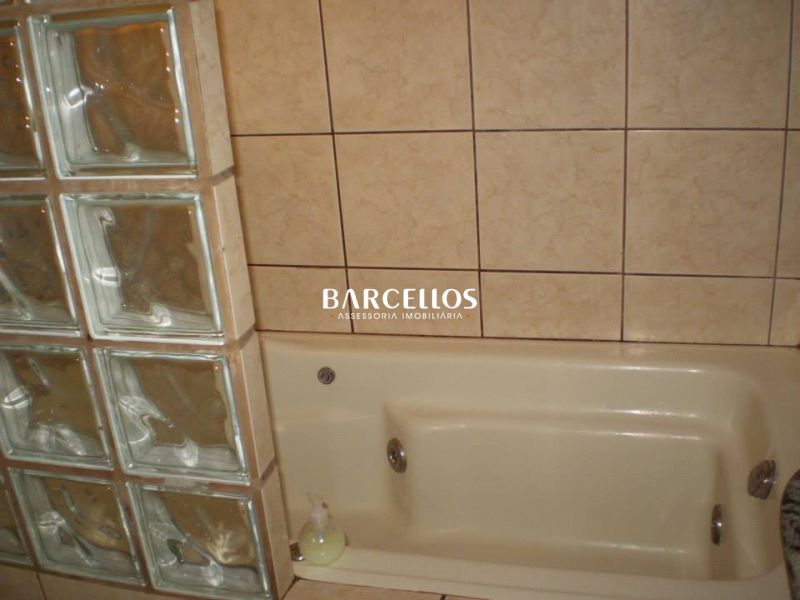 Apto com 3 quartos, 1 banheiro e 82m² à venda no bairro Centro, Porto Alegre